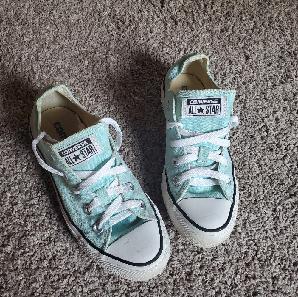 Turquoise converse